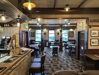 The Glen Hotel