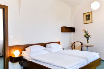 Chateau Hotel Liblice galeri fotoğrafı