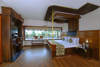 Gokulam Grand Turtle On The Beach
