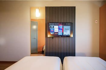 Hus Hotel Dourados