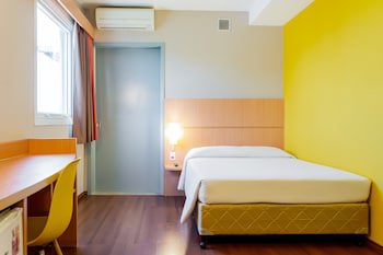 Hus Hotel Dourados