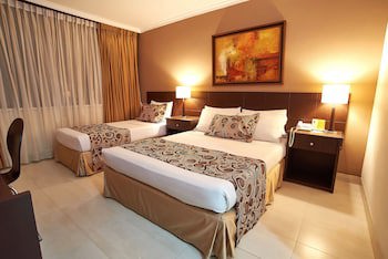 Hotel Arizona Suites