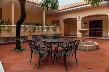 Hotel Arizona Suites