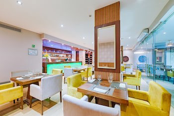Hotel Arizona Suites