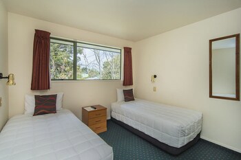 Asure Ashley Motor Lodge