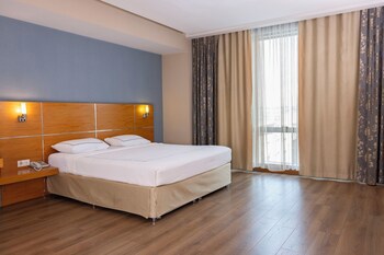 Anemon Kent Çiğli Otel