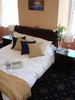 Cahir House Hotel