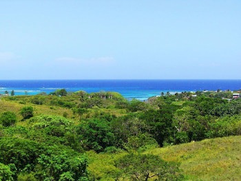Clarion Suites Roatan At Pineapple Villas