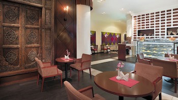 City Seasons Al Hamra Hotel fotoğrafı