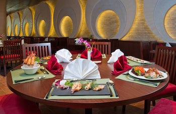City Seasons Al Hamra Hotel galeri fotoğrafı