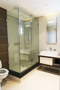 The Residences At Crystal Towers