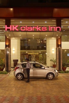 Hk Clarks Inn, Amritsar