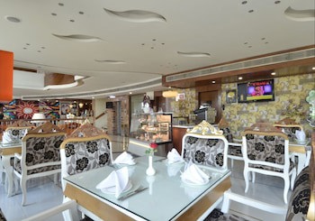 Hk Clarks Inn, Amritsar