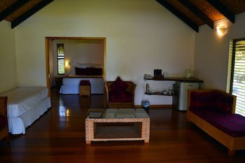 Tamanu Beach