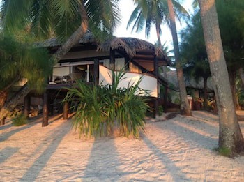 Tamanu Beach