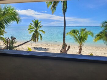 Tamanu Beach
