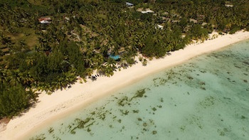 Tamanu Beach