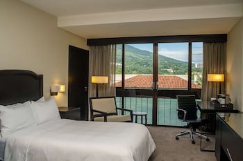 Hilton San Salvador