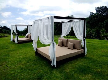 Homm Saranam Baturiti, Bali
