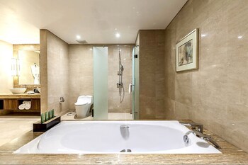 Homm Saranam Baturiti, Bali