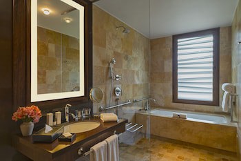 Tambo Del Inka, A Luxury Collection Resort & Spa