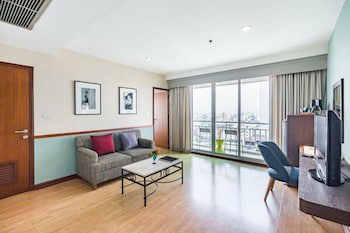 Evergreen Place Siam By Uhg