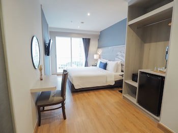 Evergreen Place Siam By Uhg