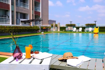 Evergreen Place Siam By Uhg
