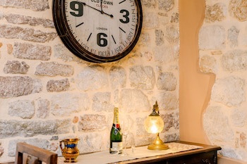 D & Sons Apartments