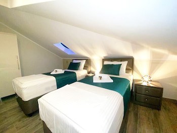 D & Sons Apartments