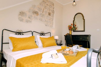 D & Sons Apartments
