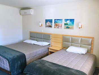 Grosvenor Motor Inn