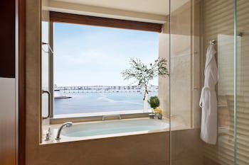 Mandarin Oriental, Macau