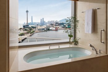 Mandarin Oriental, Macau