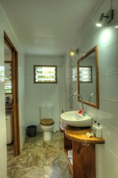 Deco Stop Lodge