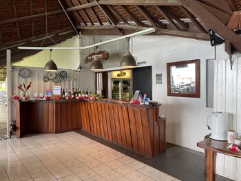 Deco Stop Lodge