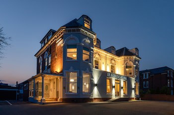 St Andrews Hotel