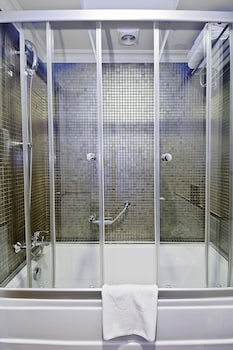 Tugcu Hotel Select fotoğrafı