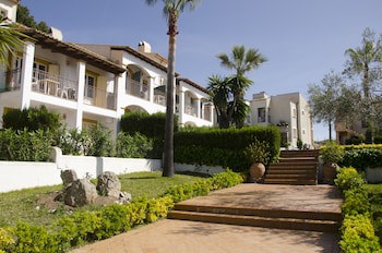 Ona Aucanada Club