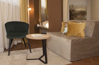 Authentic Luxury Rooms