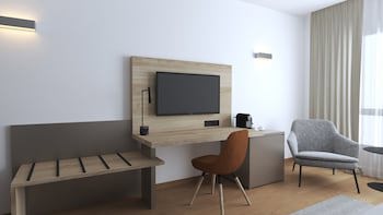 Crowne Plaza Madrid Airport, An Ihg Hotel