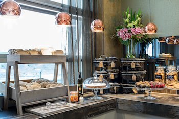 Crowne Plaza Madrid Airport, An Ihg Hotel