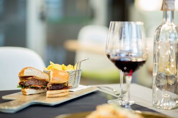 Crowne Plaza Madrid Airport, An Ihg Hotel