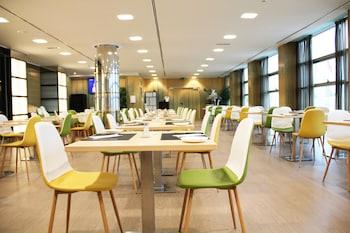 Crowne Plaza Madrid Airport, An Ihg Hotel