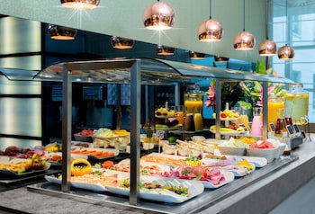 Crowne Plaza Madrid Airport, An Ihg Hotel