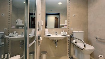 Crowne Plaza Madrid Airport, An Ihg Hotel