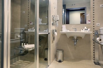 Crowne Plaza Madrid Airport, An Ihg Hotel