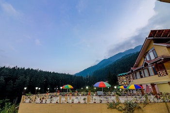 Snow Valley Resorts