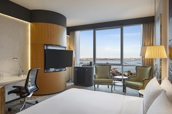 Doubletree by Hilton Istanbul Moda fotoğrafı