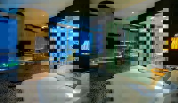 Doubletree By Hilton Istanbul Moda